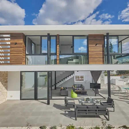 Elite Pearl Villa *