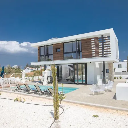 Willa Elite Pearl Protaras
