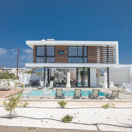 Willa Elite Pearl Protaras
